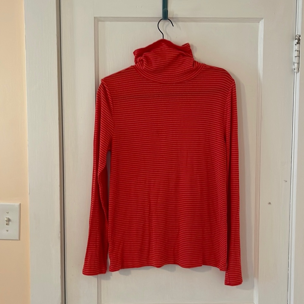 LOFT size L pink and red striped turtleneck
